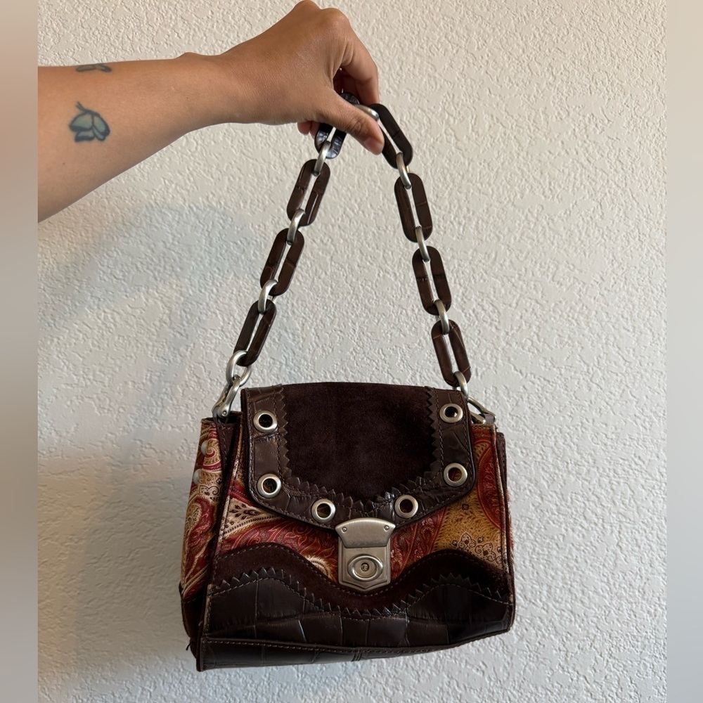 ‼️‼️SOLD‼️‼️ 
Maxximum Y2K Paisley Shoulder bag